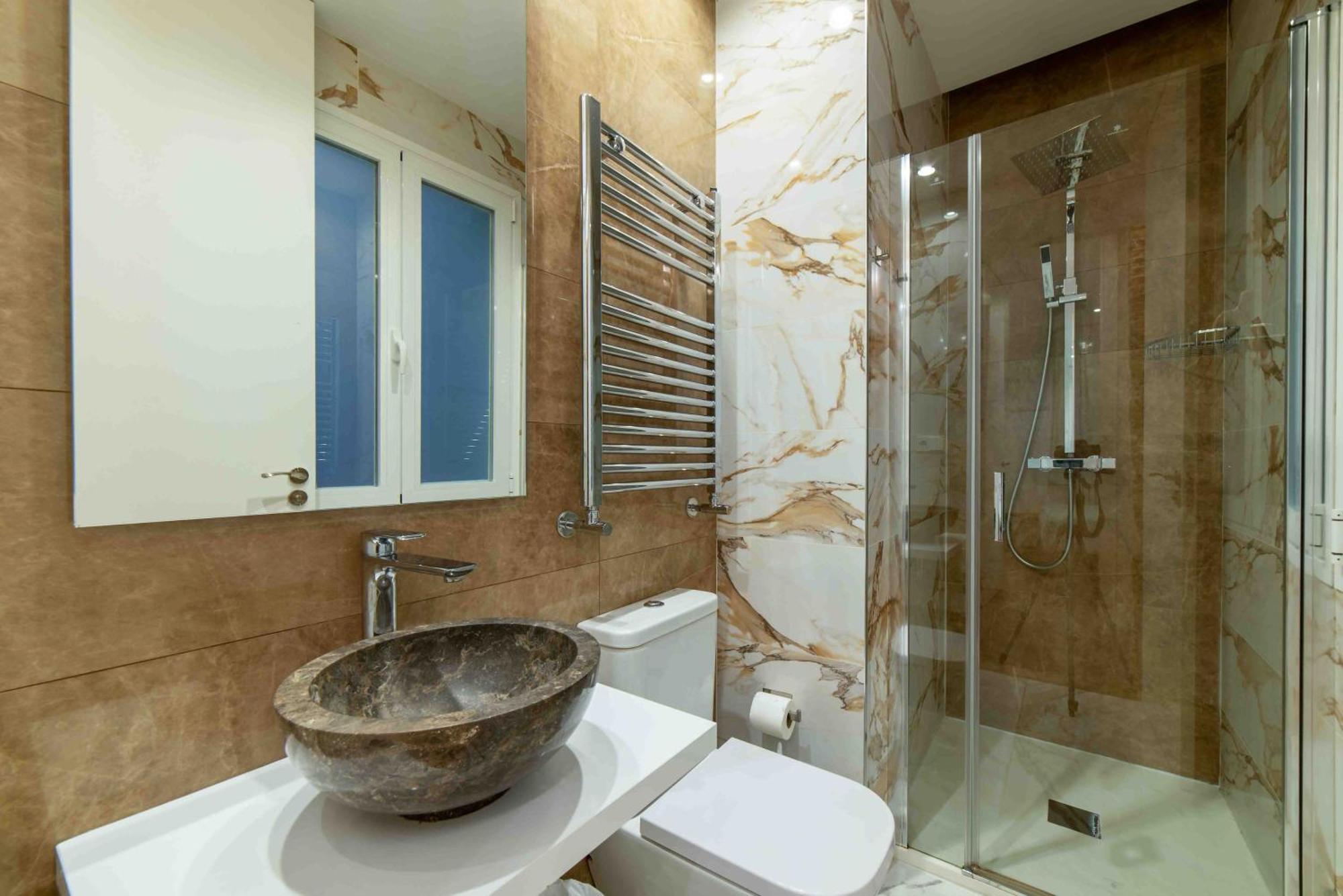 Apartment Piso Moderno En Barrio De Salamanca 2 Hab 2 Bano Madrid