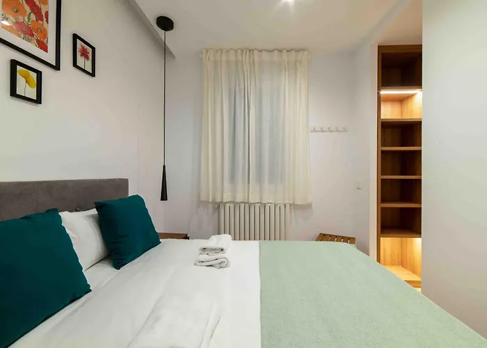 Piso Moderno En Barrio De Salamanca 2 Hab 2 Bano
