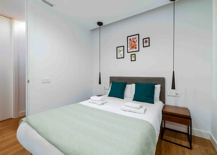 Piso Moderno En Barrio De Salamanca 2 Hab 2 Bano